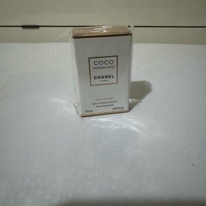 CHANEL Coco Mademoiselle Eau Pour La Nuit White and Gold